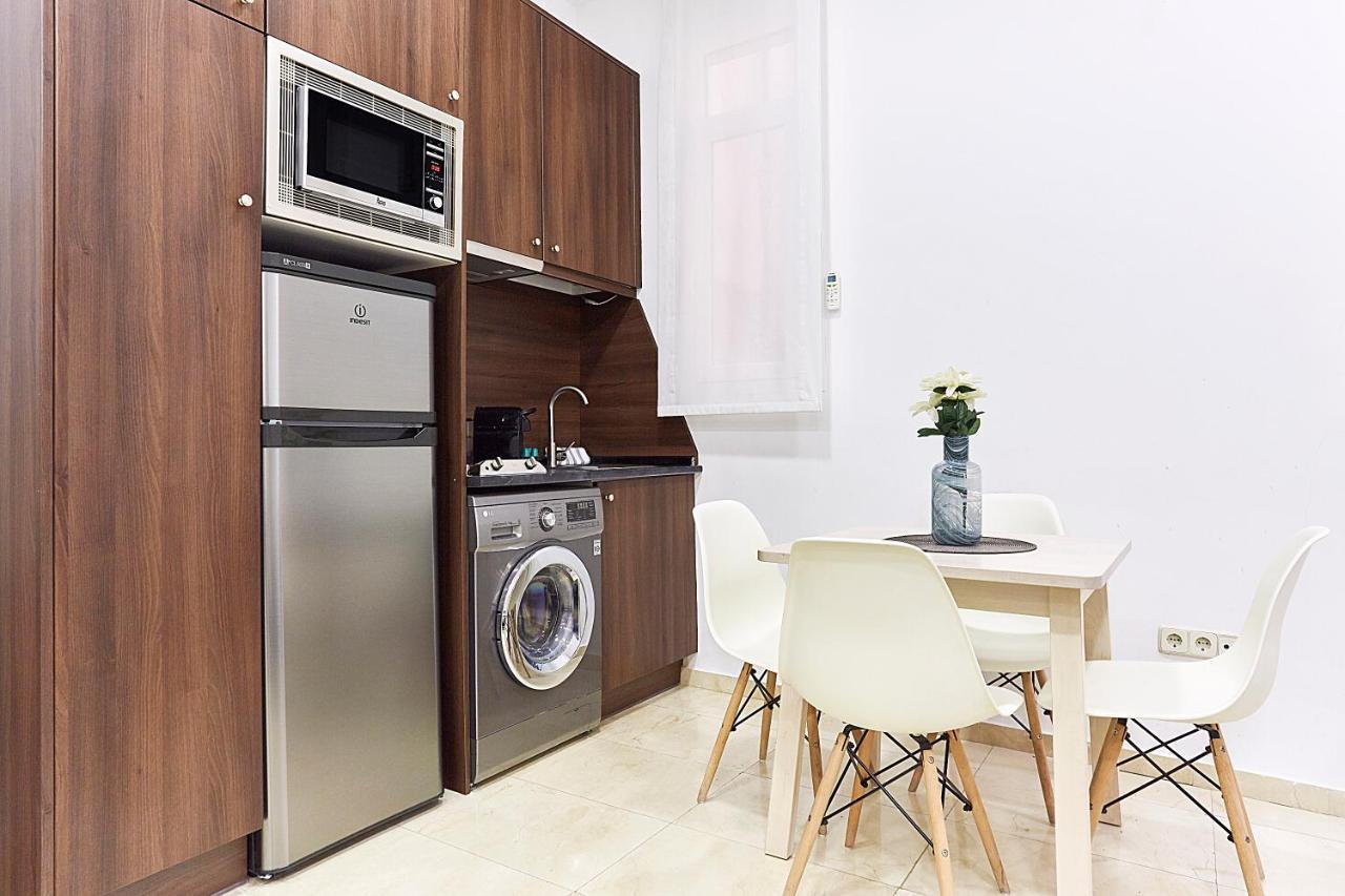 Leeways Apartment IX In Gran Via Madryt Zewnętrze zdjęcie