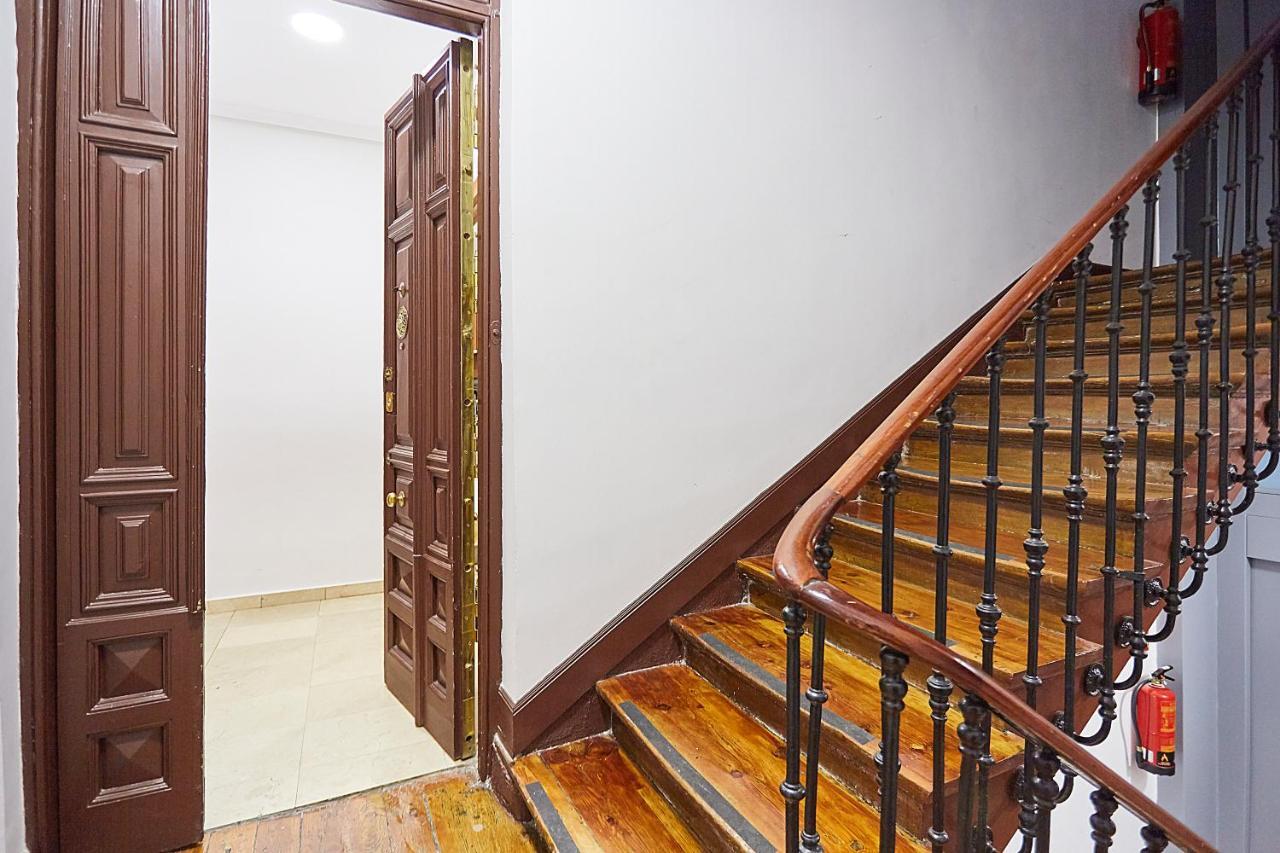 Leeways Apartment IX In Gran Via Madryt Zewnętrze zdjęcie